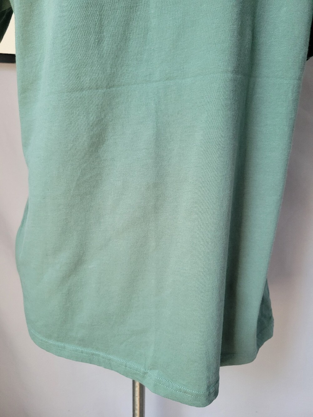 Pact Short Sleeve Graphic Tee Green Wear Plants Not Plastic M - Picture 9 of 11